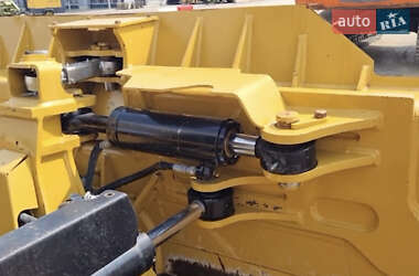 Бульдозер Caterpillar D6N 2021 в 