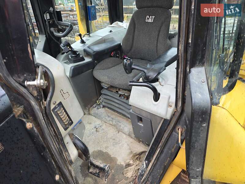 Бульдозер Caterpillar D6N 2014 в Киеве фото 4 Бульдозер Caterpillar D6N 2014 в Киеве