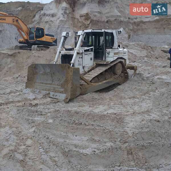 Бульдозер Caterpillar D6T 2009 в Рогатине