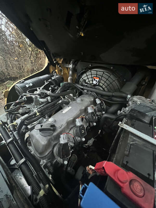 Вилочный погрузчик Caterpillar GP 2017 в Тернополе