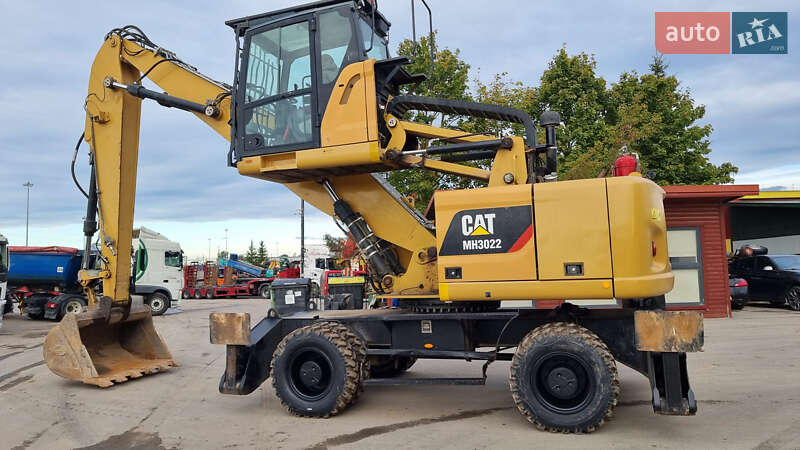 Колесный экскаватор Caterpillar MH 3022 2018 в Одессе