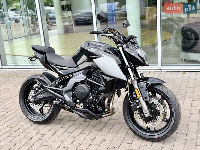 CFMOTO 650NK 2023