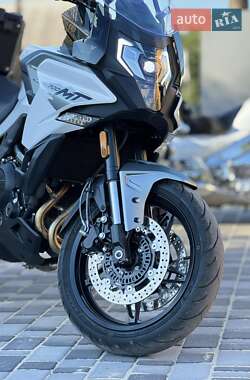 Мотоцикл Спорт-туризм CFMOTO 700MT 2025 в 