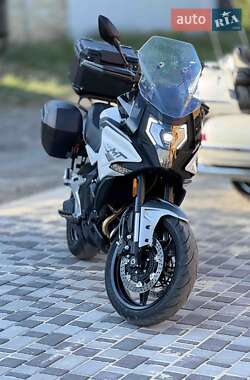 Мотоцикл Спорт-туризм CFMOTO 700MT 2025 в 