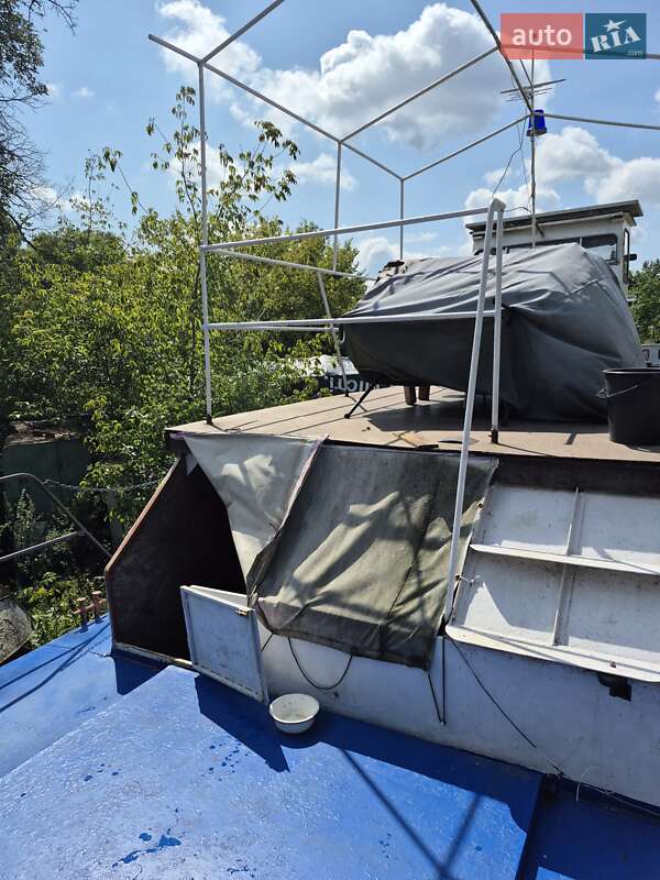 Катер Чайка МЛ 20 2005 в Києві