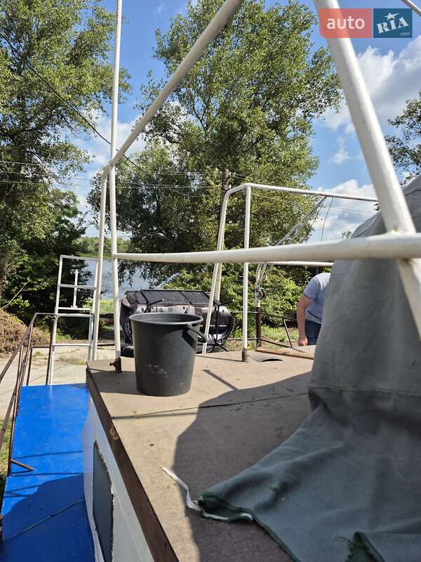 Катер Чайка МЛ 20 2005 в Києві