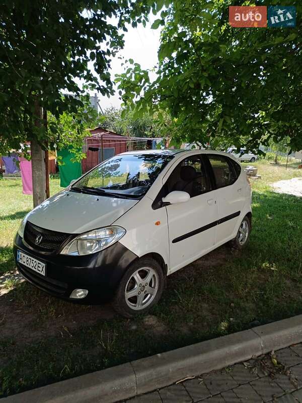 Хэтчбек Chana Benni 2008 в Луцке