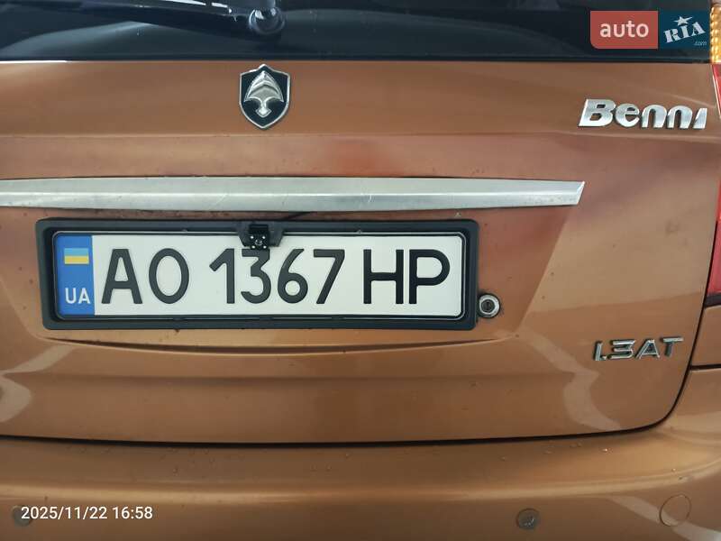 Хетчбек Chana Benni 2008 в Ужгороді