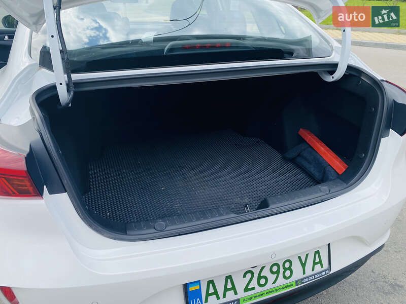 Седан Changan Eado 2022 в Киеве