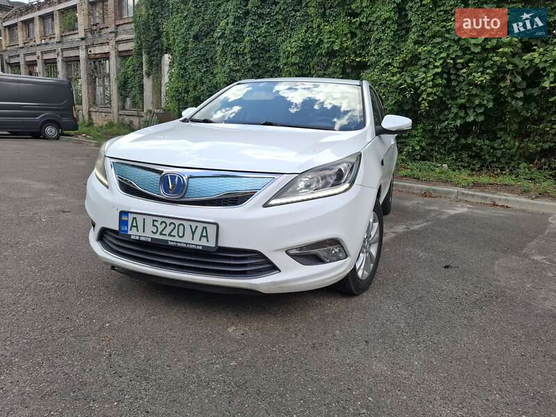 Седан Changan Eado 2017 в 