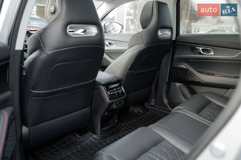 Позашляховик / Кросовер Changan Uni-K 2023 в Чернігові фото 4 Позашляховик / Кросовер Changan Uni-K 2023 в Чернігові