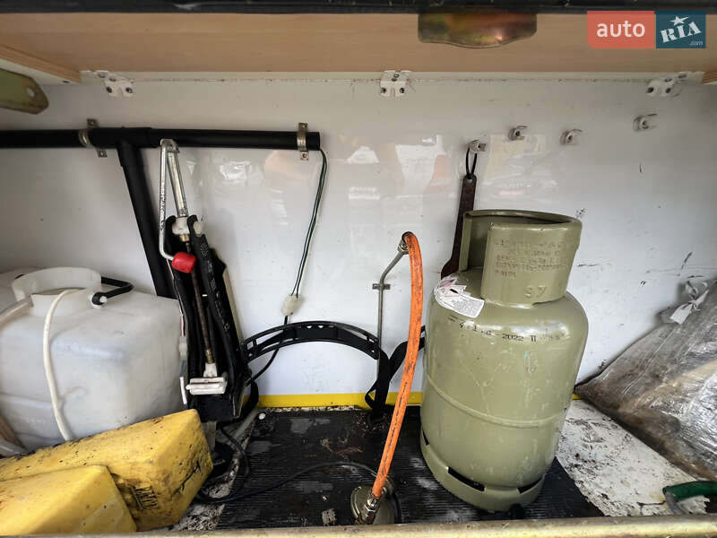 Будинок на колесах Chateau Cantara 1996 в Луцьку фото 17 Будинок на колесах Chateau Cantara 1996 в Луцьку