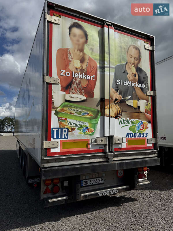 Рефрижератор напівпричіп Chereau C38 2006 в Сарнах