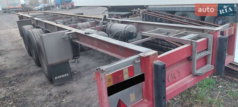 Контейнеровоз напівпричіп Chereau Carrier 1997 в Одесі