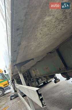Изотермическая будка Chereau Carrier 2000 в 