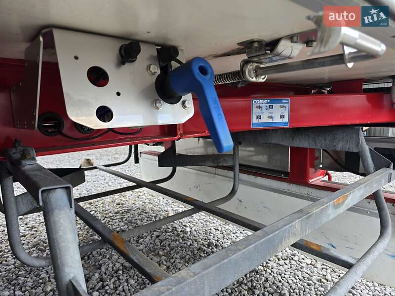 Рефрижератор полуприцеп Chereau Carrier 2013 в Виннице