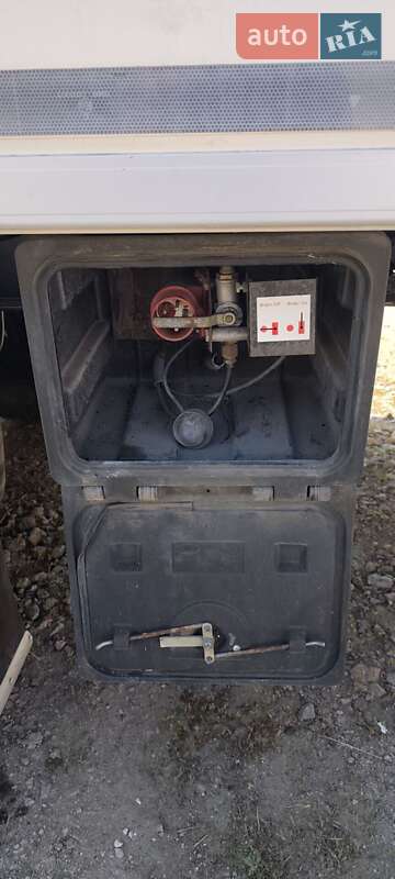 Рефрижератор полуприцеп Chereau CD 382CHB 2006 в Умани фото 5 Рефрижератор полуприцеп Chereau CD 382CHB 2006 в Умани