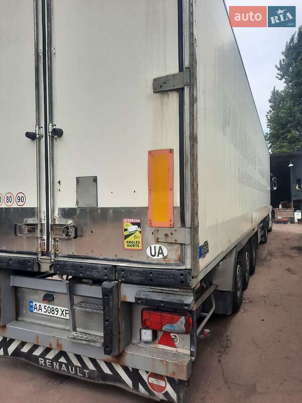 Рефрижератор напівпричіп Chereau CD 382CHB 2004 в Києві