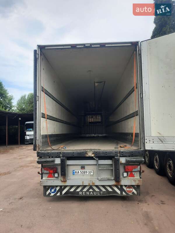Рефрижератор напівпричіп Chereau CD 382CHB 2004 в Києві
