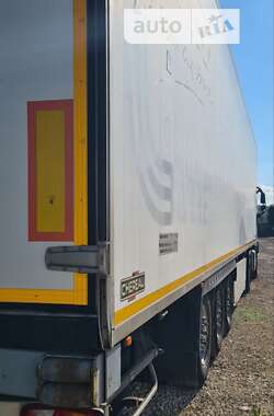 Рефрижератор Chereau CD382GB 2012 в Шумске