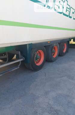 Рефрижератор полуприцеп Chereau Inogam 2001 в 
