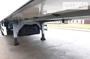 Рефрижератор полуприцеп Chereau ThermoKing 2009 в 