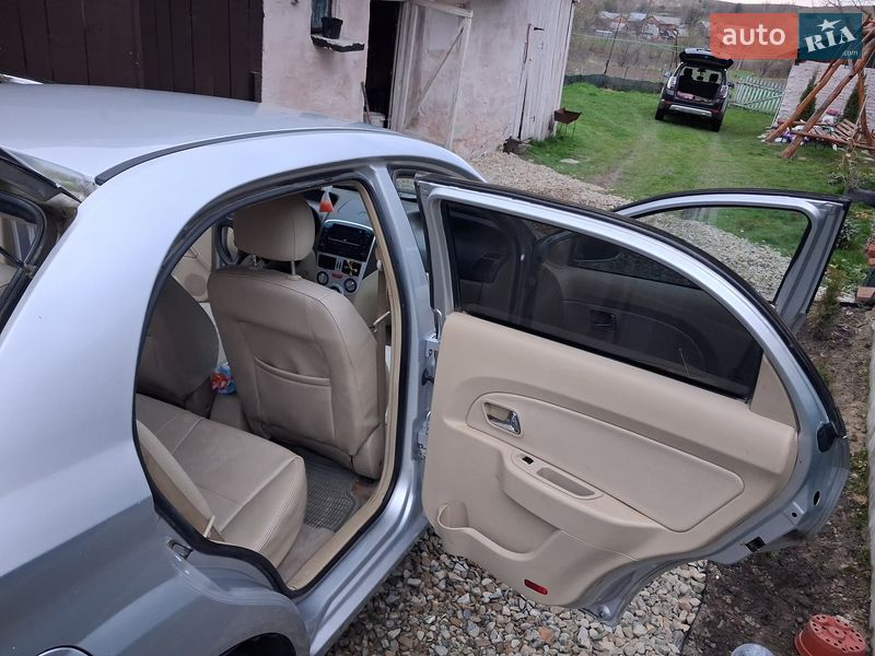 Лифтбек Chery A13 2010 в Добромиле