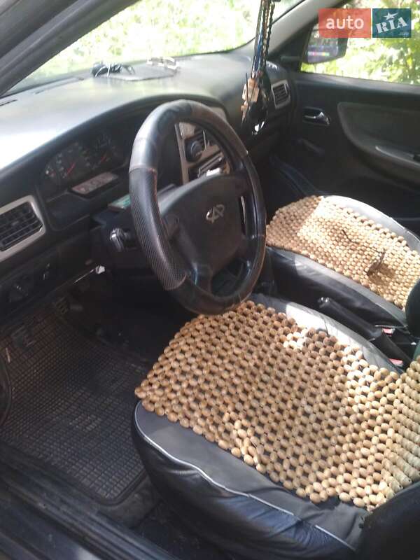 Хэтчбек Chery Amulet 2008 в Звягеле