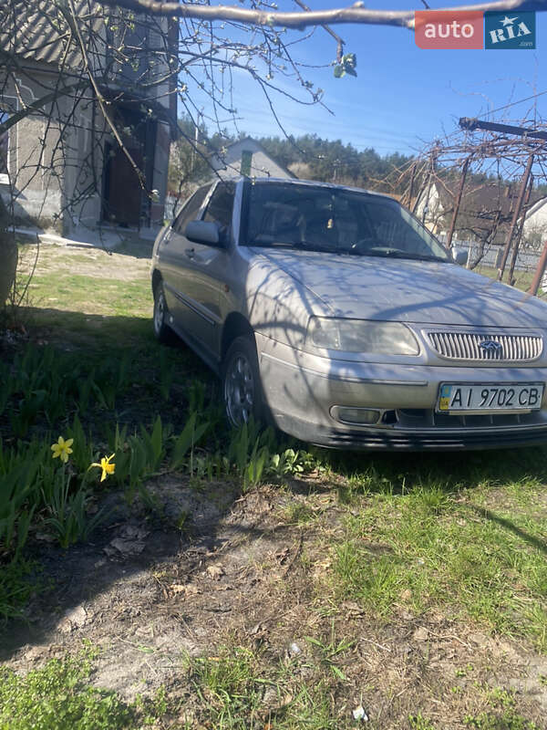 Седан Chery Amulet 2005 в Обухове
