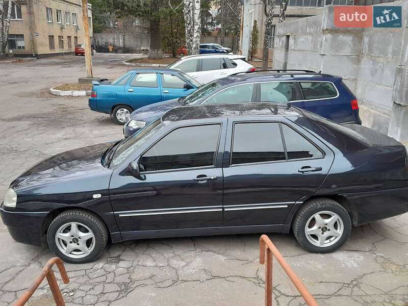 Седан Chery Amulet 2008 в Виннице
