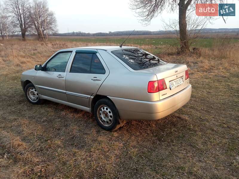 Седан Chery Amulet 2008 в Ровно