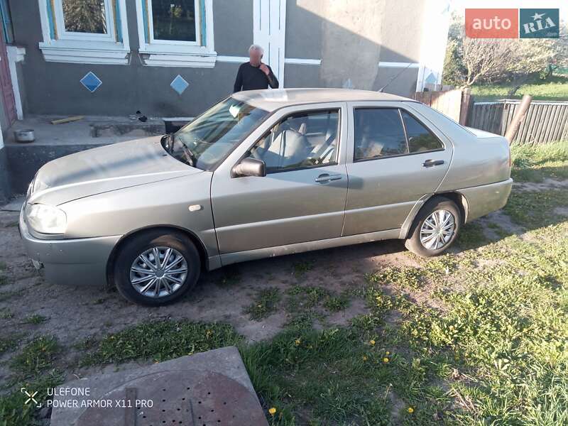 Седан Chery Amulet 2008 в Чуднові