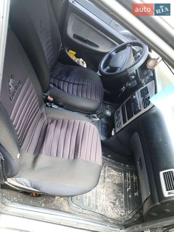 Седан Chery Amulet 2008 в Бобрке