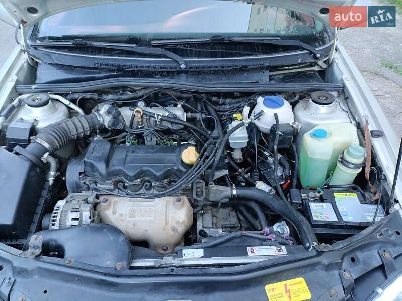 Chery Amulet 2008