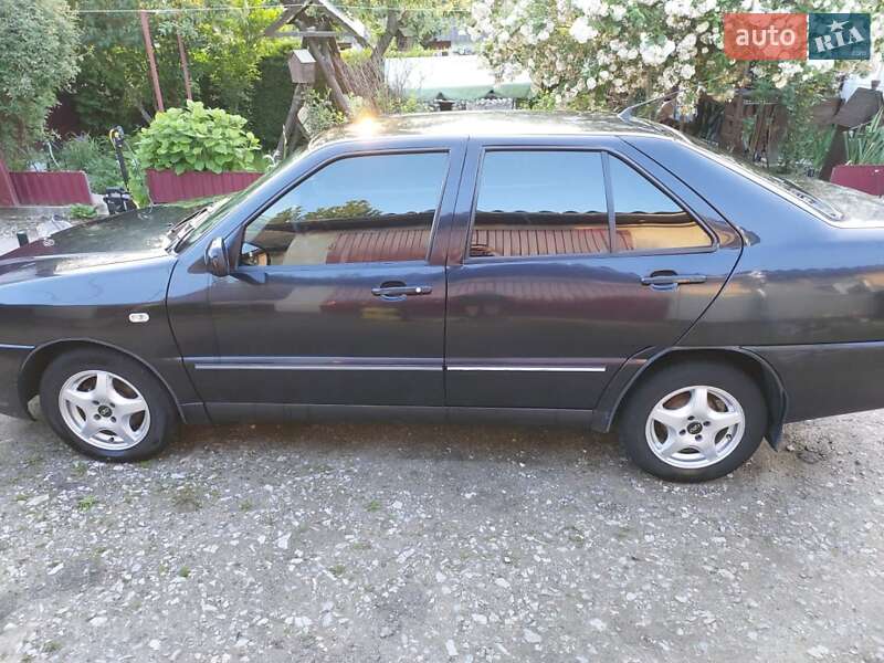 Седан Chery Amulet 2008 в Гусятині