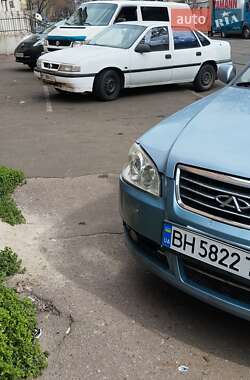 Ліфтбек Chery Amulet 2011 в Авангарді Ліфтбек Chery Amulet 2011 в Авангарді