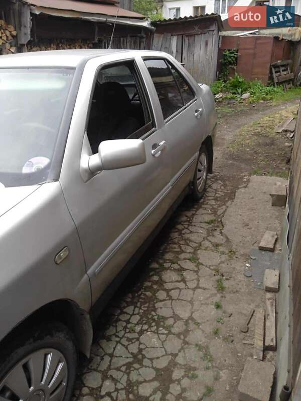 Седан Chery Amulet 2008 в Сколе