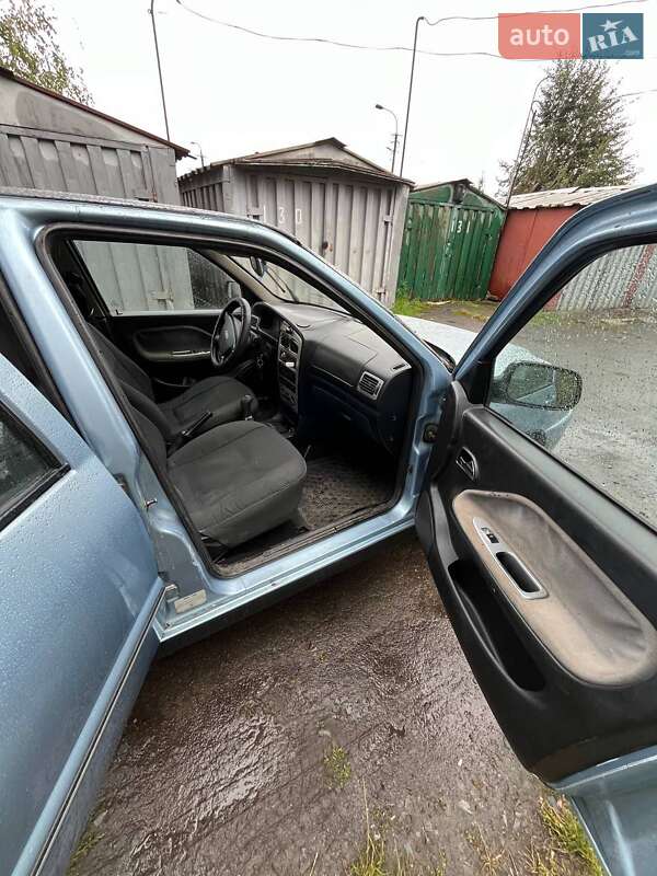 Седан Chery Amulet 2007 в Рівному