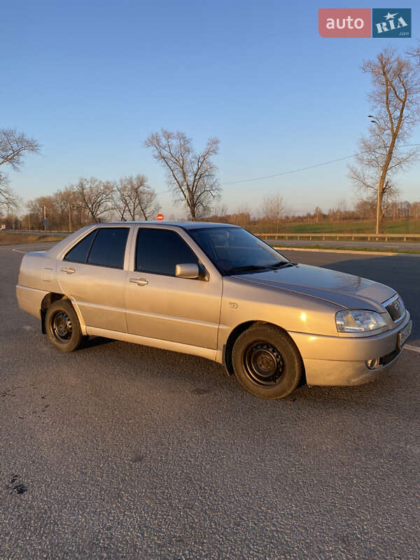 Седан Chery Amulet 2007 в Ромнах