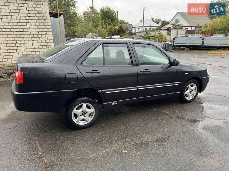 Седан Chery Amulet 2005 в Городище