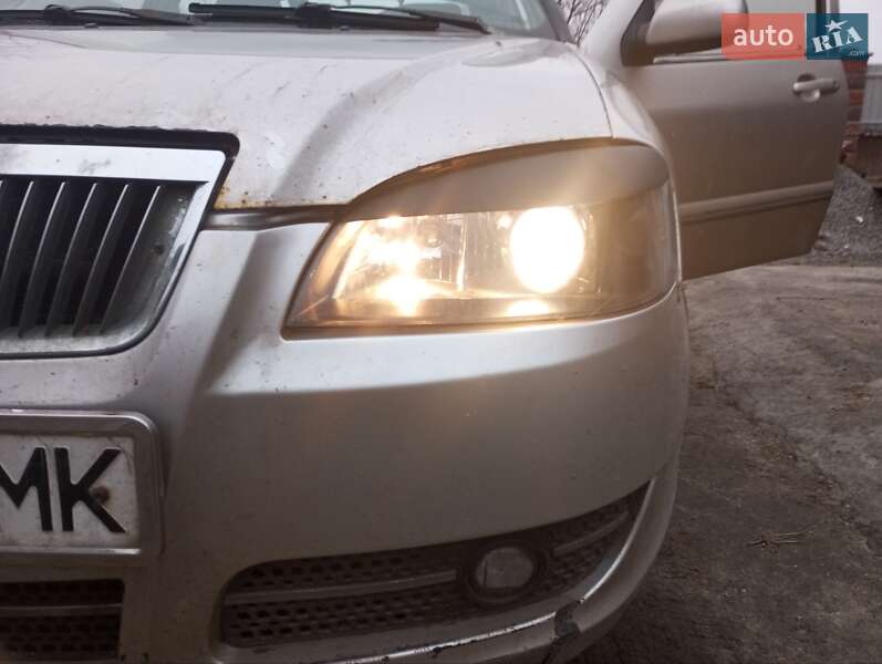 Лифтбек Chery Amulet 2012 в Киеве