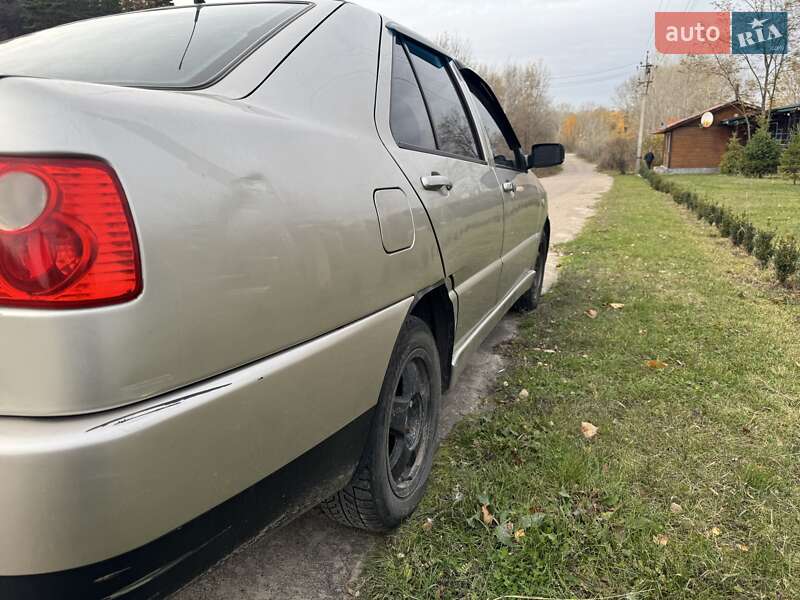 Седан Chery Amulet 2007 в Украинке