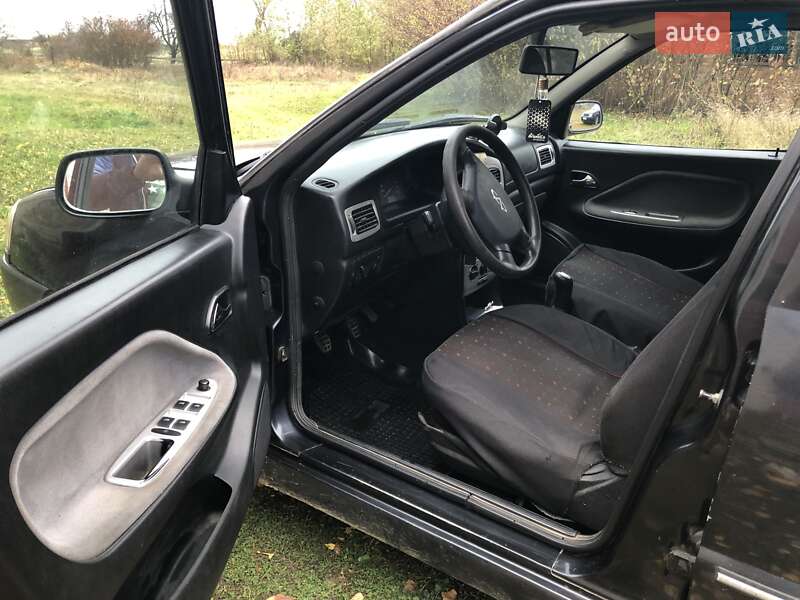 Седан Chery Amulet 2008 в Луцьку