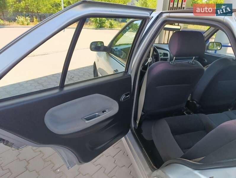 Ліфтбек Chery Amulet 2011 в Миколаєві фото 30 Ліфтбек Chery Amulet 2011 в Миколаєві