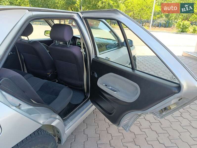 Ліфтбек Chery Amulet 2011 в Миколаєві фото 35 Ліфтбек Chery Amulet 2011 в Миколаєві