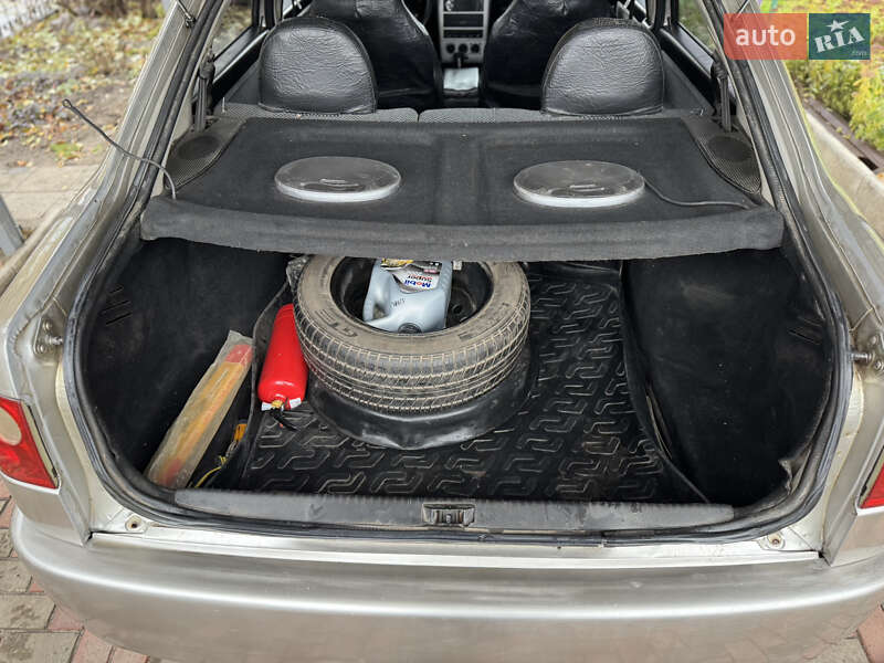Седан Chery Amulet 2007 в Ромнах фото 18 Седан Chery Amulet 2007 в Ромнах