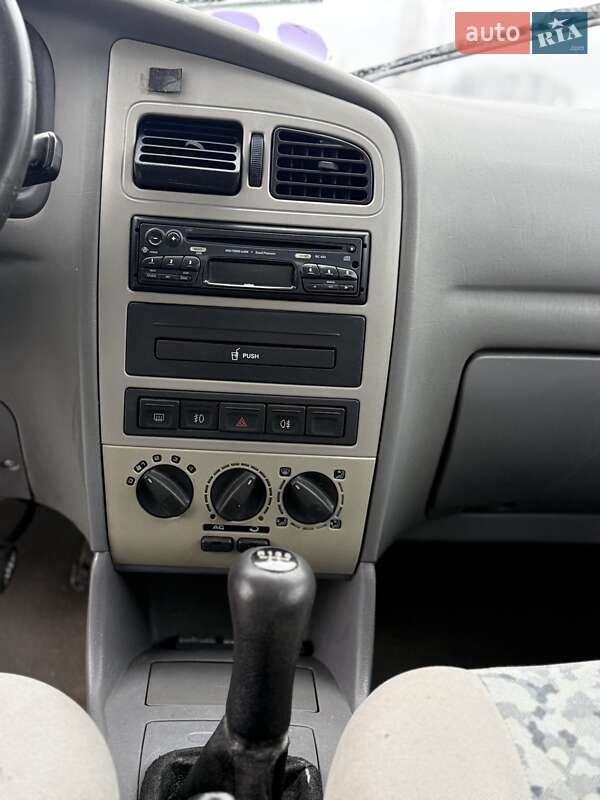 Седан Chery Amulet 2006 в Києві