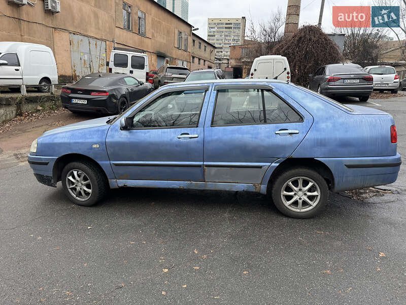 Седан Chery Amulet 2008 в Киеве