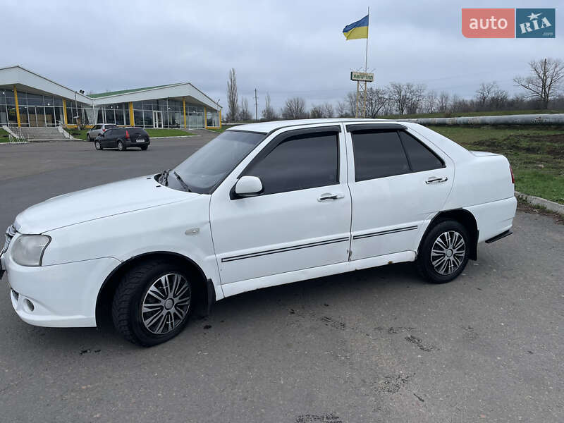 Лифтбек Chery Amulet 2012 в Южноукраинске фото 4 Лифтбек Chery Amulet 2012 в Южноукраинске