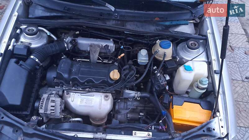 Седан Chery Amulet 2006 в Ананьеве фото 3 Седан Chery Amulet 2006 в Ананьеве